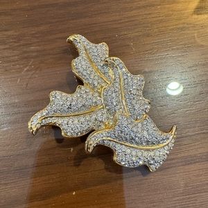 Swarovski Ladies pin